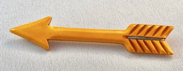 BP153 corn bakelite arrow pin